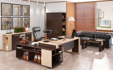 Кабинет руководителя ALTO с высоким шкафом для одежды, низким для документов и журнальным столиком в Саранске