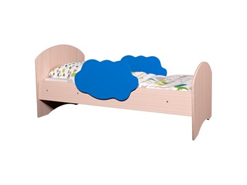 Детская кровать с бортиками Тучка, корпус Дуб млечный, фасад Синий в Саранске